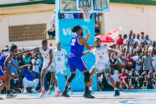 禁区对决完胜！灰熊首节内线得分24-4开拓者